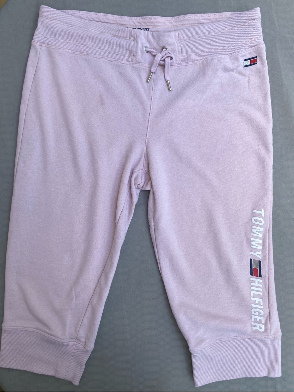 Tommy Hilfiger Light Pink Cropped Sweatpants with Logo